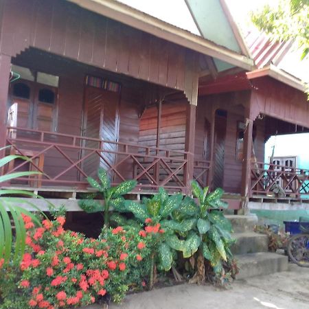 Kulap Kao Bungalow Hotel Ban Donsom Tai Exterior photo