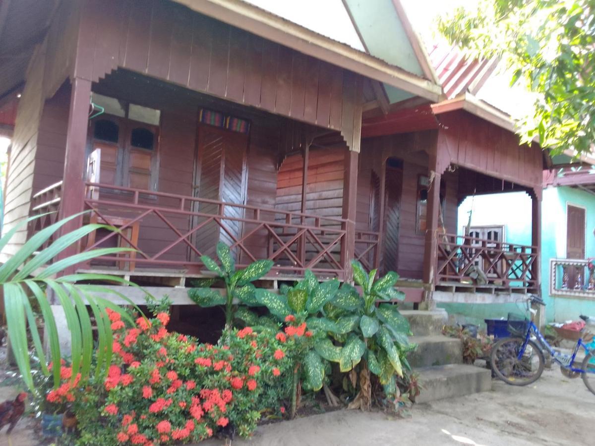 Kulap Kao Bungalow Hotel Ban Donsom Tai Exterior photo